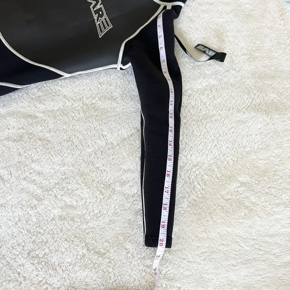 Bare Wetsuit Juniors Size 10 Black Full Length Long Sleeve